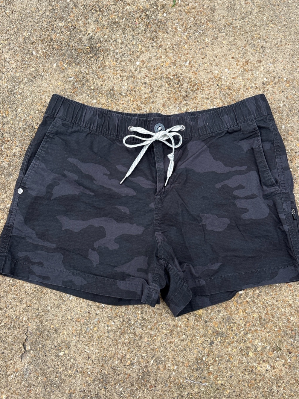 Vuori women's ripstop shorts